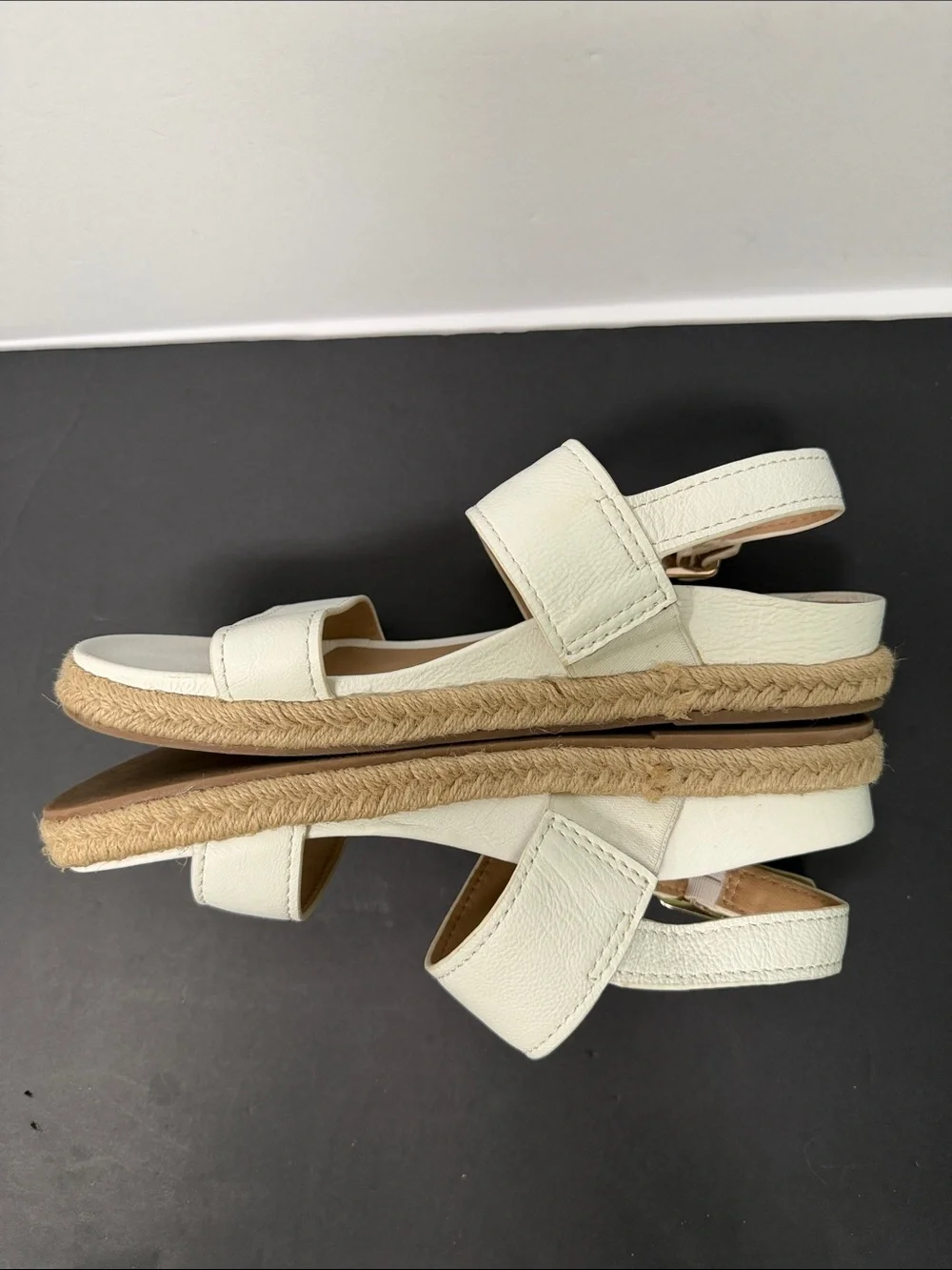 Vionic Lonnnie White Double-Strap Leather Sandals Size 8